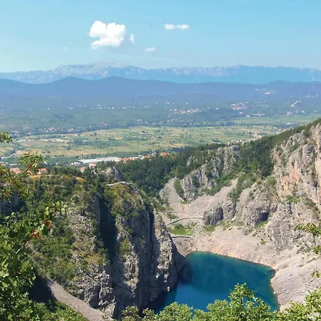 Amazing In With Wifi Imotski
